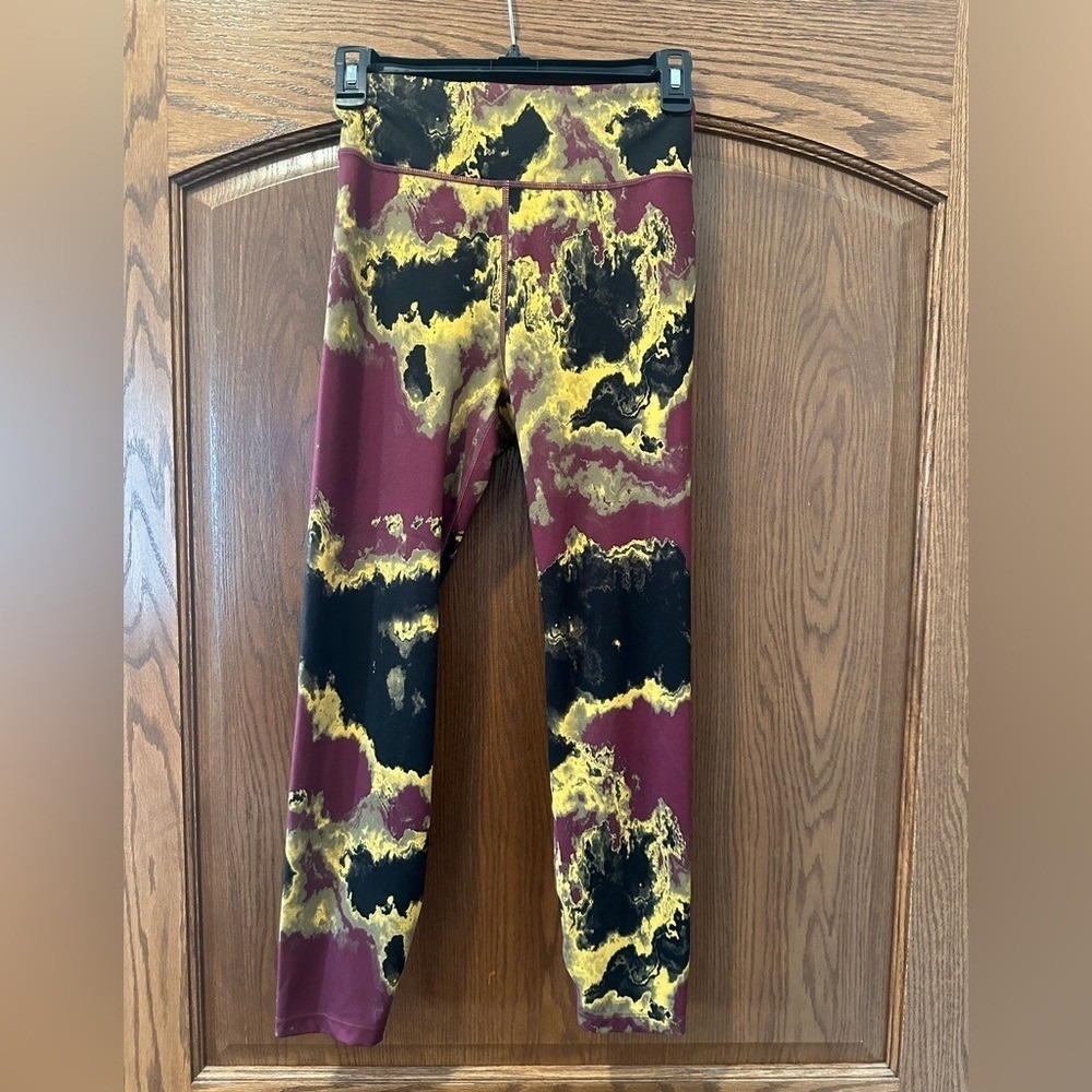 JOYLAB Women's Extra Small Leggings Tie Dye‎ Burgundy Yellow Black Activewear